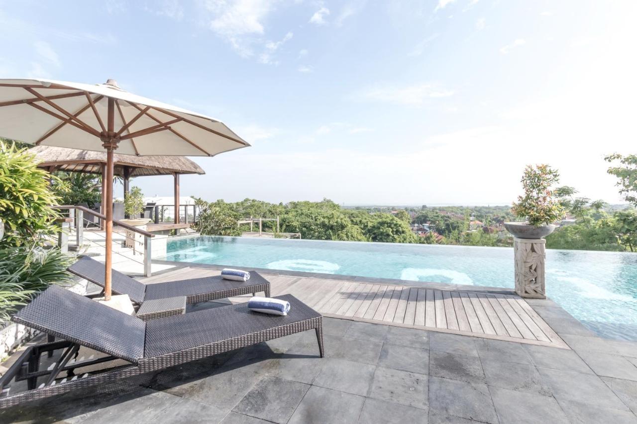 Villa Hening Jimbaran Екстер'єр фото